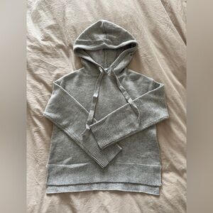 Cashmere project cashmere sweater/hoodie size xs